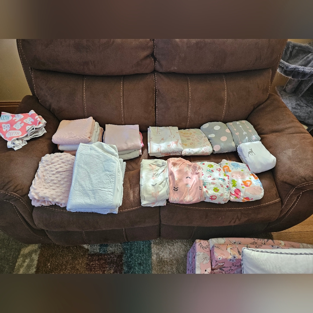 Baby girl sheets and towels